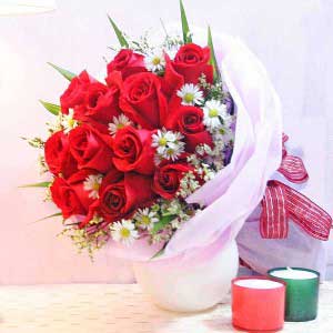 12 Red Roses