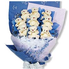 9 Chromatic Bears Bouquet