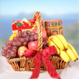 Fruit Basket & Tea