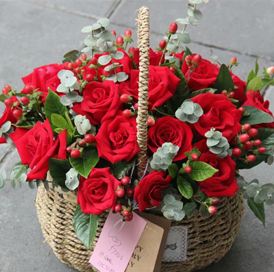 Rose basket B