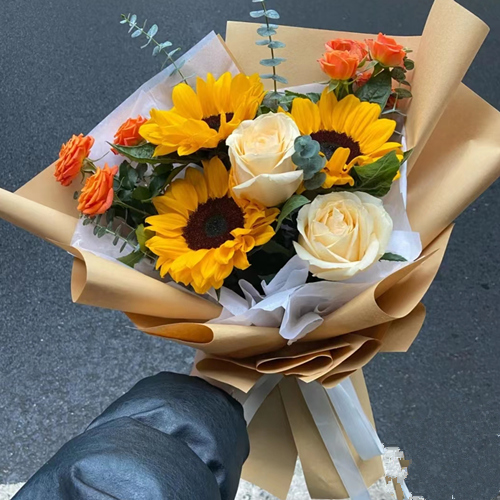 Mixed sunflowers  send flowers to China